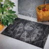 Fußmatte, Leaves Line Anthrazit -Heimtextildekoration Fashion FuC39Fmatte Dunkelgrau LeavesLineAnthrazit 50x80 mil