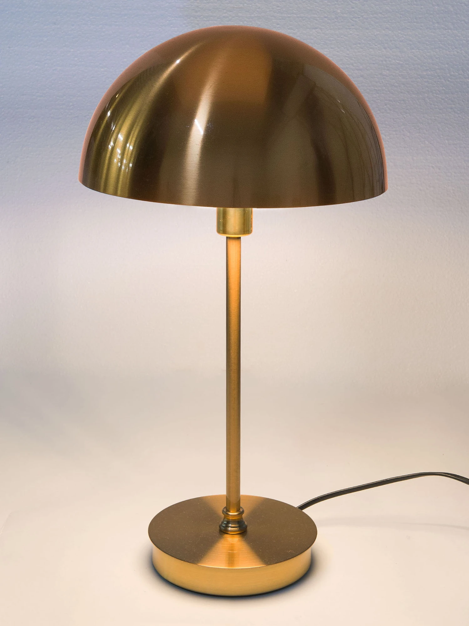 Tischleuchte, Gold 4 Tischleuchte, Gold – Bild 2