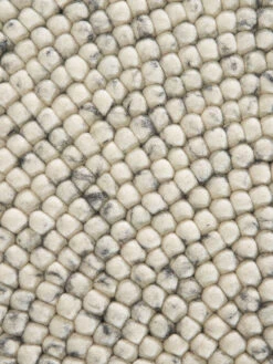 Filzkugel-Teppich, Grey Natural 11 Filzkugel-Teppich, Grey Natural -Heimtextildekoration Smedby FilzkugelTeppich Hellgrau GreyNatural 200rund lup