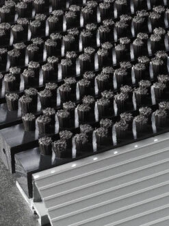 Fußmatte, Dunkelgrau -Heimtextildekoration TopBrush Fussmatte schwarz lup